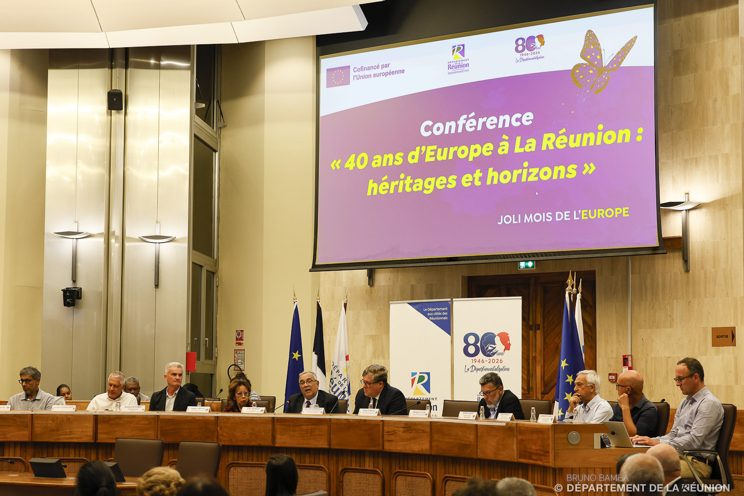 Conférence au palais diapo 2